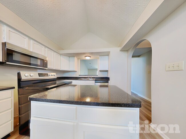 Foto del edificio - 1224 Stradford Ct