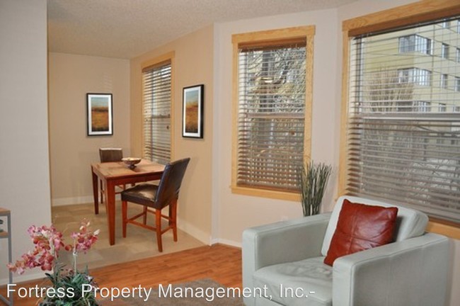 Foto del edificio - 2162 NW Everett St