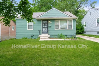 Building Photo - 7424 Bellefontaine Ave