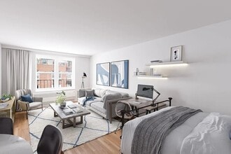 Building Photo - 25 W 13th St