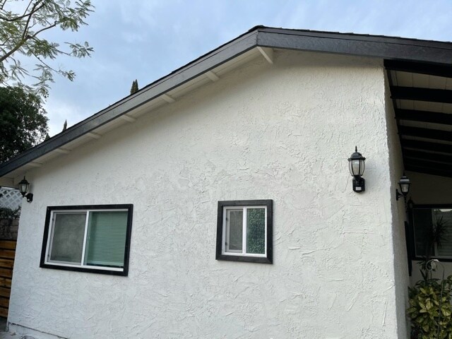 Primary Photo - 13353 Killion St