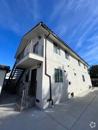 Building Photo - 8677 Dearborn Ave