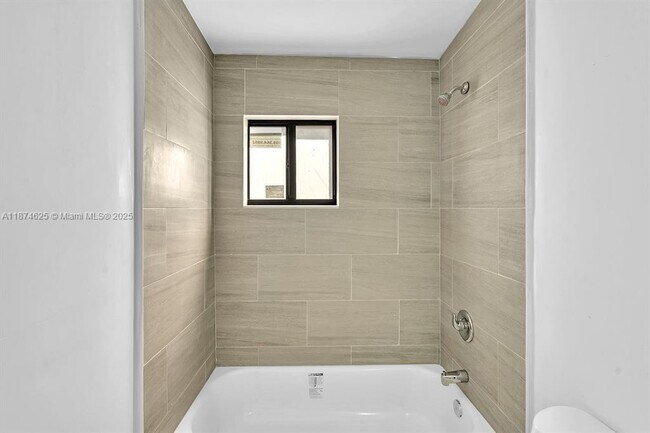 Foto del edificio - 5991 NW 14th Ave