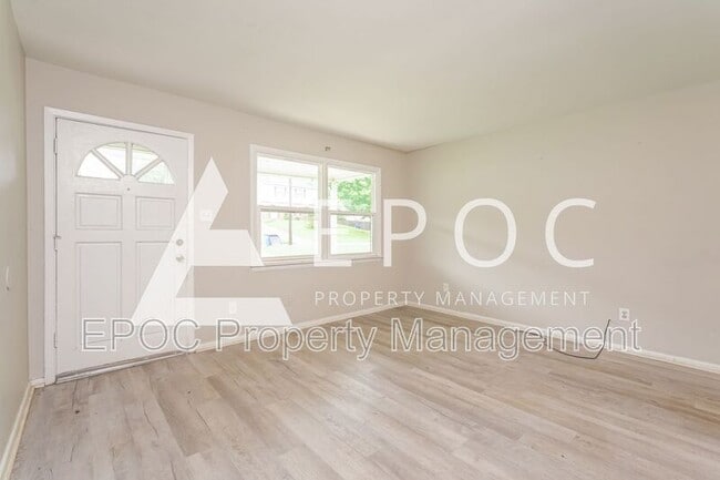 Building Photo - 4114 Carnation Dr