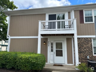 Building Photo - 425 Fernwood Ct