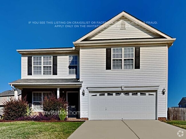 Building Photo - 607 Brassfield Dr