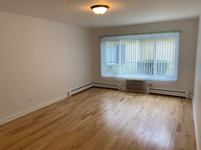 Building Photo - 8447 W 79th St