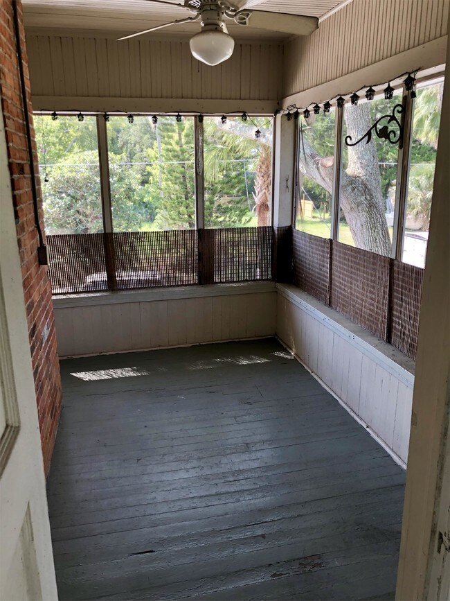 Foto del edificio - 215 Ronnoc Ln