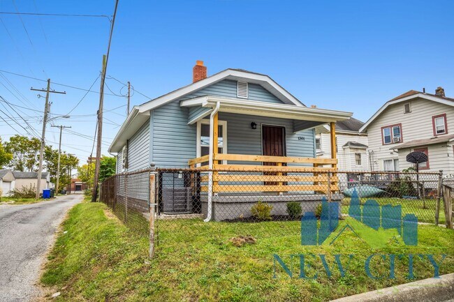 Building Photo - Newly Remolded One Bedroom Home
