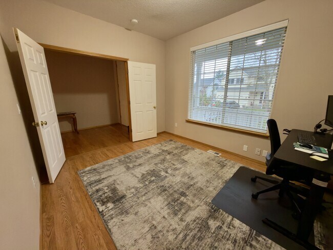 Foto del edificio - 5124 NW Crady Ln