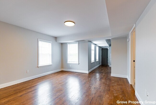 Foto del edificio - 532 E 5th St