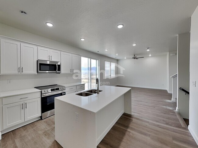 Foto del edificio - 1244 W Mahogany St