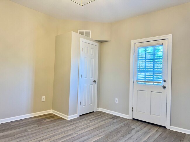 Foto del edificio - 218 College St