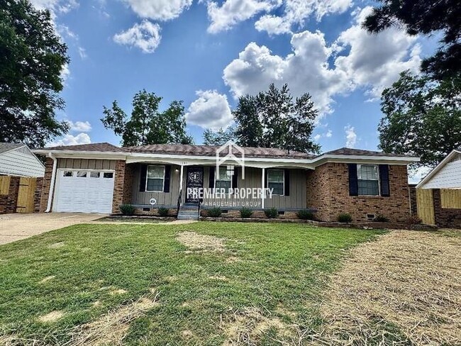Photo - 1791 Homedale Ave