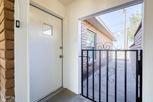 Foto del edificio - 293 Atlantic Rd