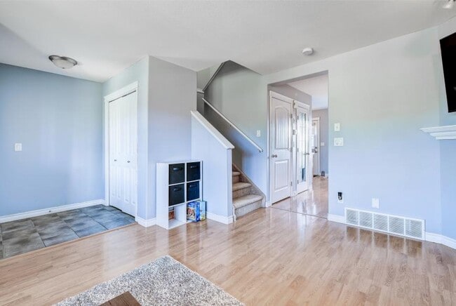 Building Photo - 3 bedroom in Grande Prairie AB T8W 0E2
