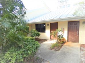 Photo - 1455 Holly Heights Dr House