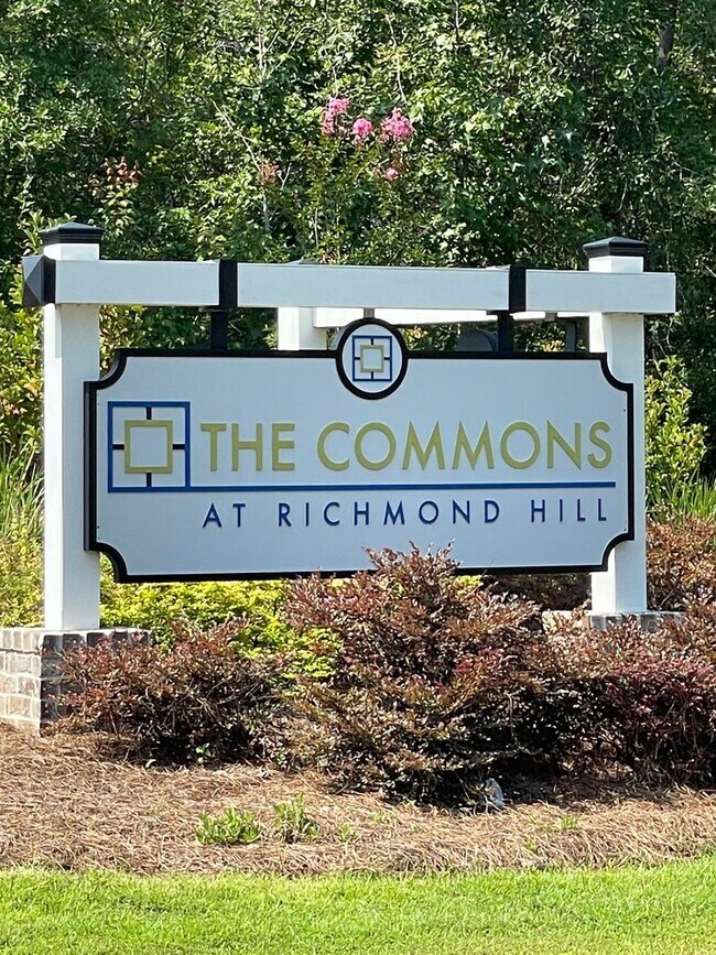 Foto del edificio - ~APPLICATION PENDING!~ THE COMMONS AT RICH...