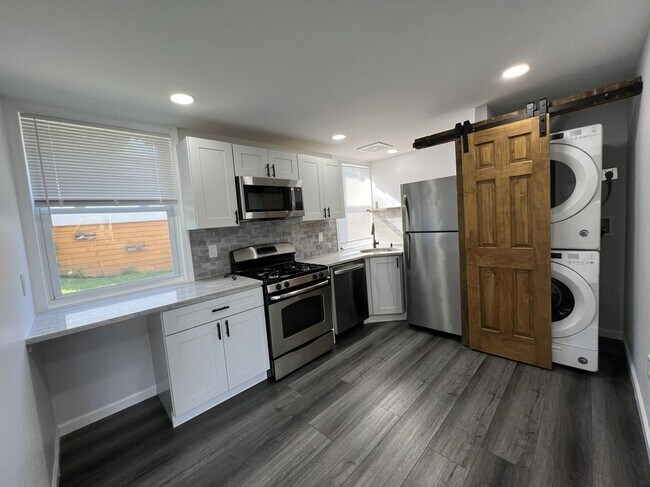 Foto del edificio - 8360 Ferndale St