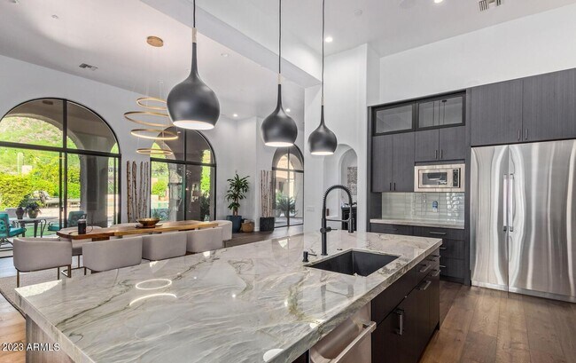 Foto del edificio - 16469 N 113th Way