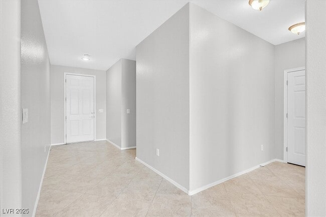 Building Photo - 2249 Myrtle Point Way