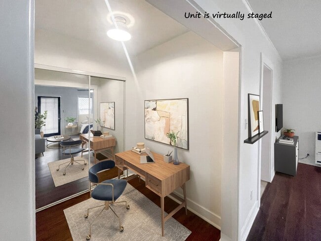 Building Photo - 210 Loma Ave