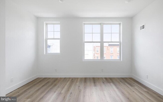 Building Photo - 3108 Clifford St