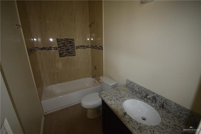 Foto del edificio - 10 Upas Dr