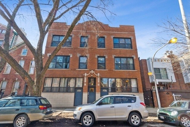 Primary Photo - 1352 N Wolcott Ave