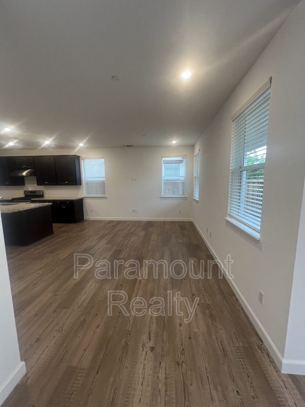 Foto del edificio - 1819 Chandler Dr