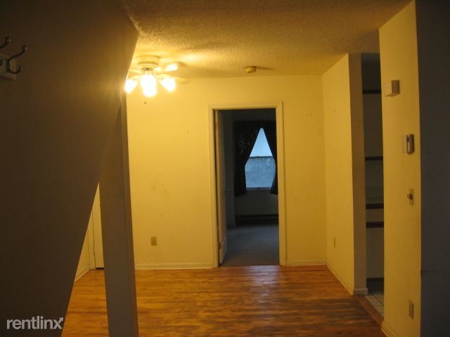 Building Photo - 1 br, 1 bath Condo - 34 Glenwood Ave