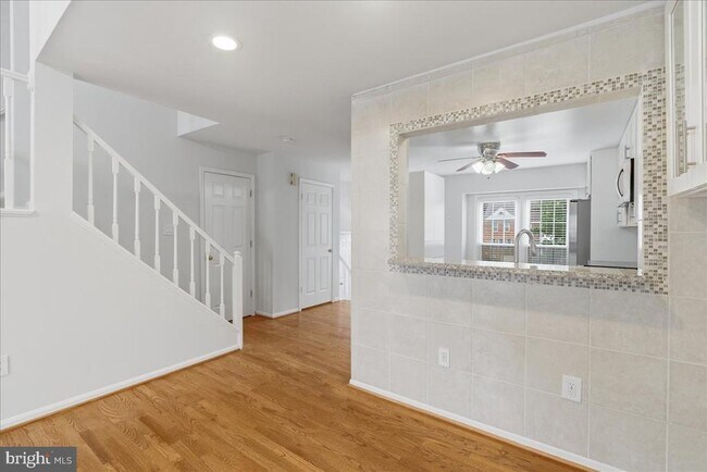 Building Photo - 13937 Middle Creek Pl