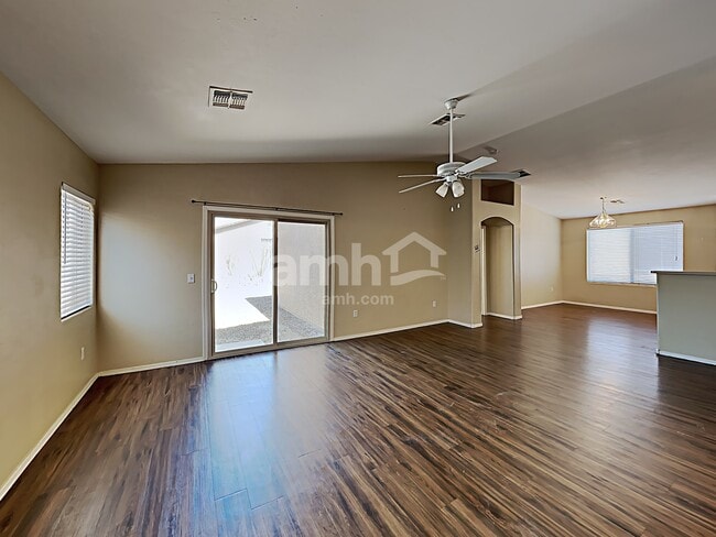 Foto del edificio - 11110 W Willow Field Dr