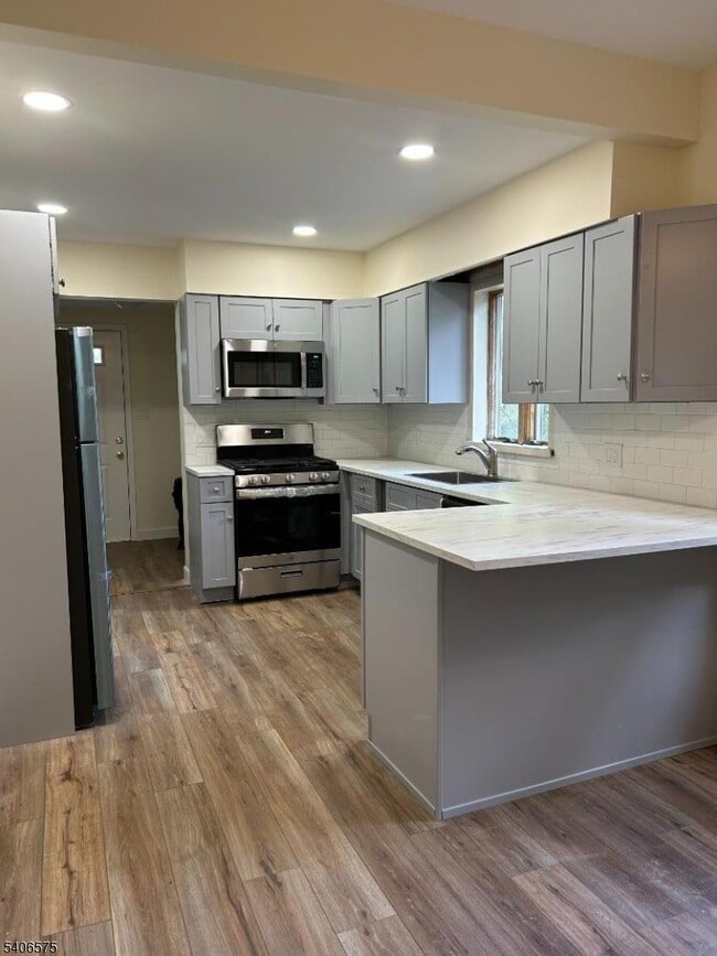 Foto del edificio - 225 E Northfield Rd