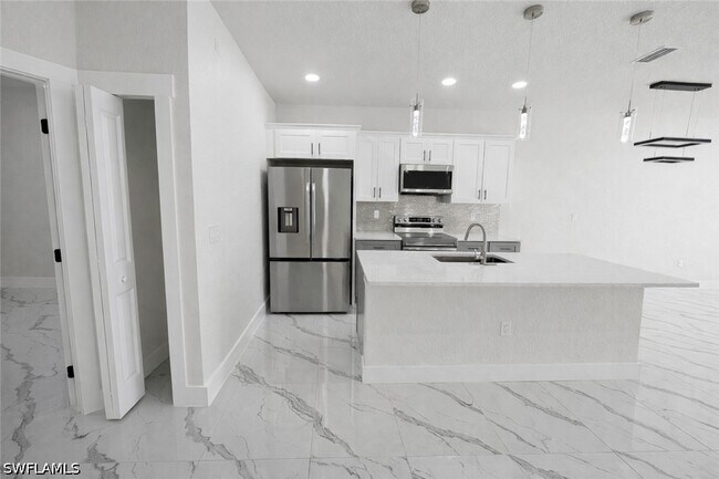Foto del edificio - 4816 24th St SW