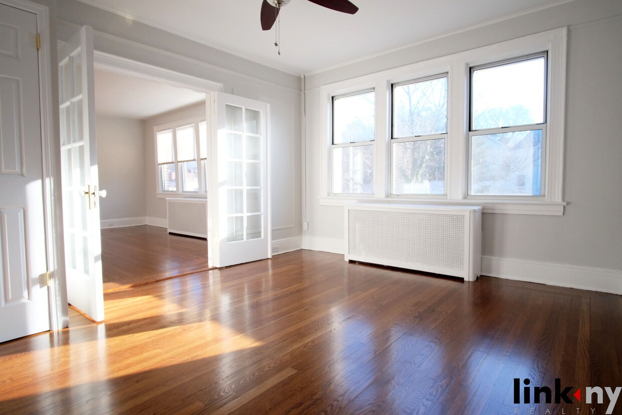 Primary Photo - 269 Columbus Ave