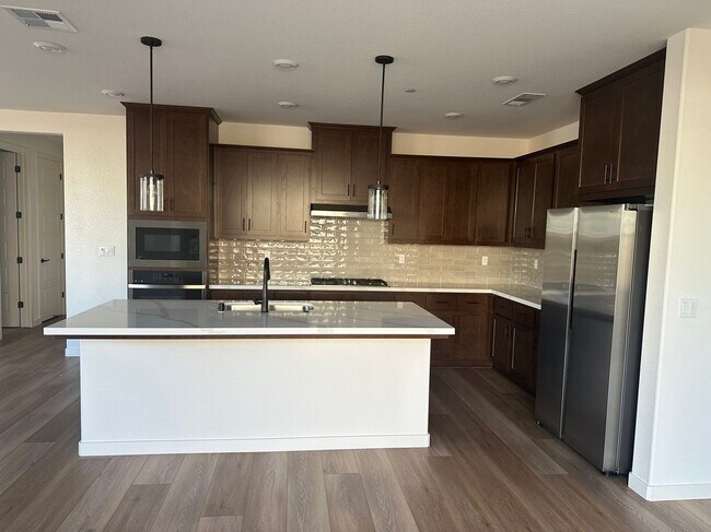 Foto del edificio - 5481 Dunnigan Hls Ln