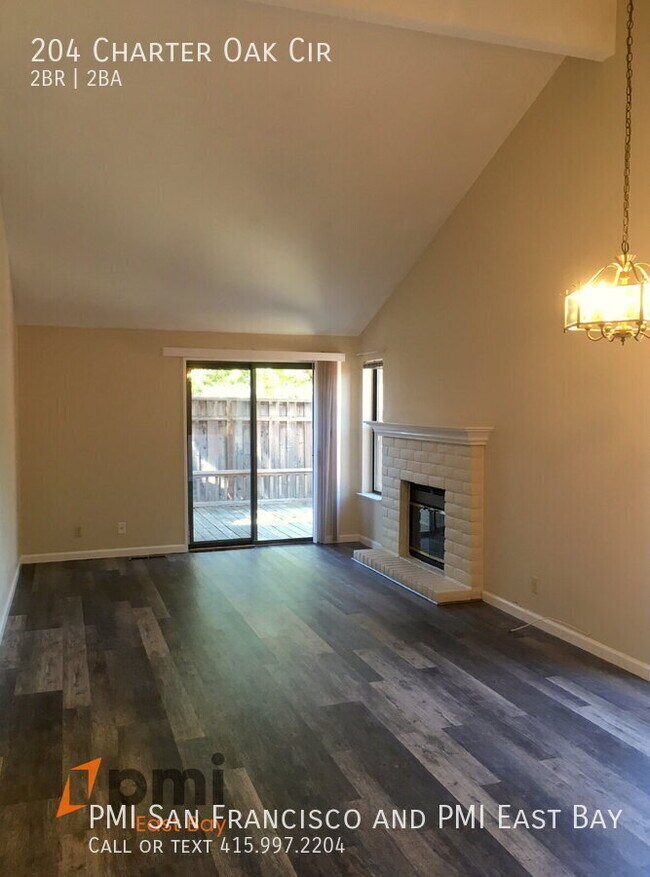 Building Photo - Large 2br / 2ba Cottage-like Townhouse wit...