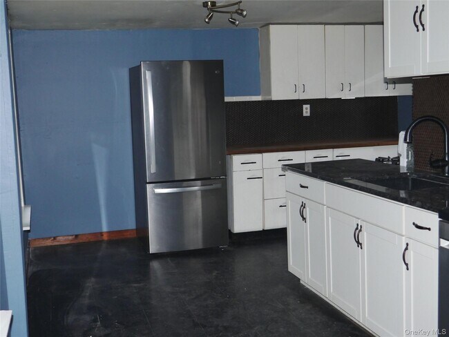 Foto del edificio - 19 Main St