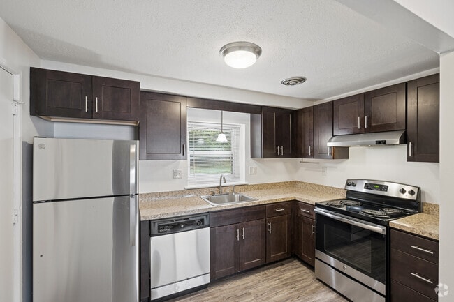 Interior Photo - Villages at Shore Landing
