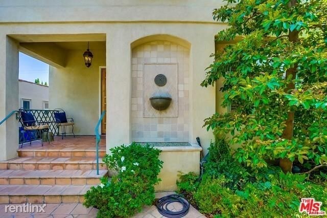 Foto del edificio - 3 br, 3 bath House - 9014 Norma Pl