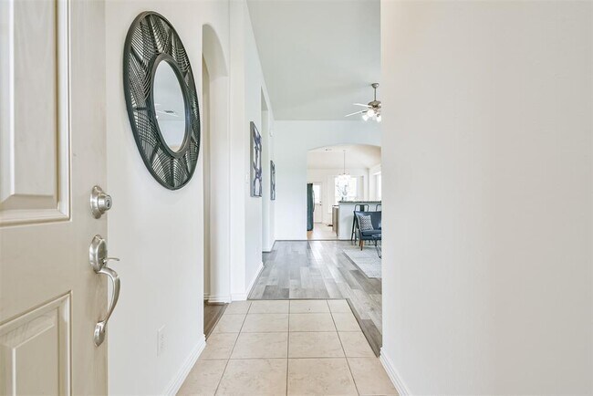 Building Photo - 2125 Sand Ridge Dr