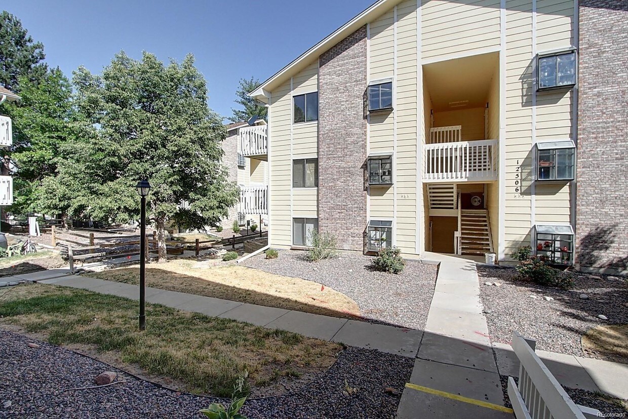 12506 E Cornell Ave, Aurora, CO 80014 House Rental in Aurora, CO