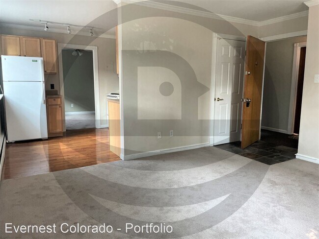 Foto del edificio - 1 br, 1 bath House - 1 S Pennsylvania St #201