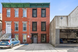 Building Photo - 1606 Palisade Ave