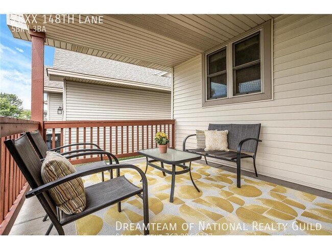 Building Photo - GORGEOUS 5/3 IN AMAZING NEIGHBORHOOD NEAR ...