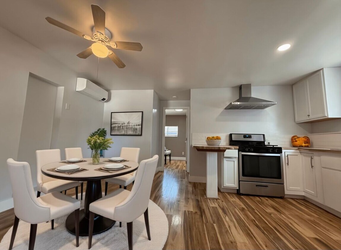 Foto principal - **For Rent: 2-Bedroom Home in Carmichael**