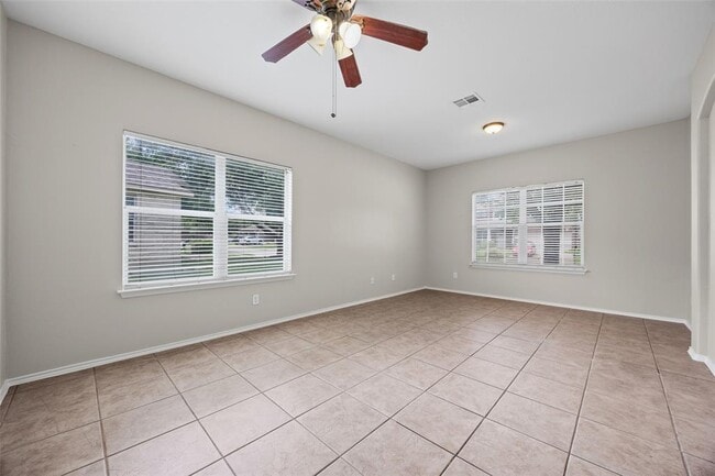 Foto del edificio - 20521 Farm Pond Ln