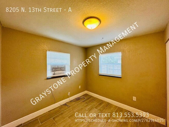 Foto del edificio - Budget-friendly 2-Bedroom Multifamily home...