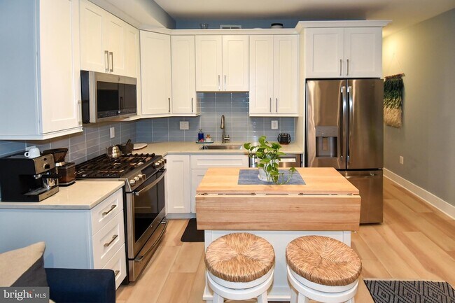 Foto del edificio - 625 Park Rd NW